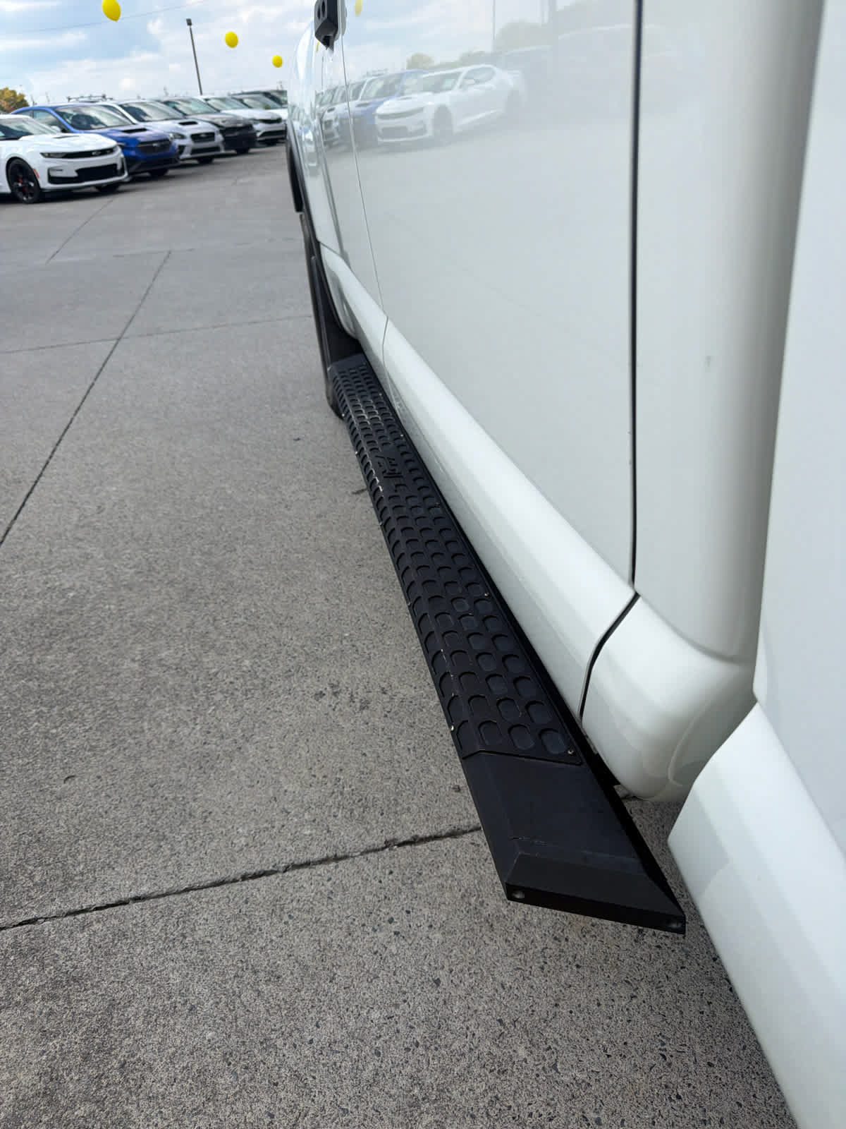 Used 2021 Nissan Titan PRO-4X w/ Pro-4x Convenience Package AWD/4WD image 11