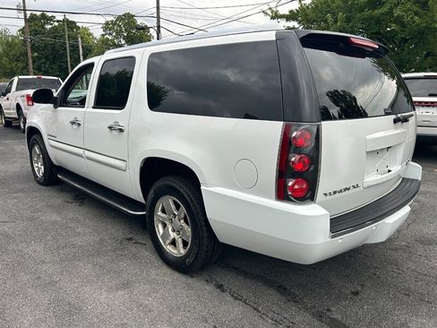 Used 2007 GMC Yukon XL Denali AWD/4WD image 5