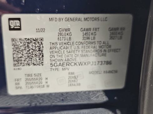 Used 2023 Buick Enclave Premium w/ Experience Buick Package FWD image 32