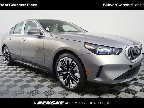 New 2026 BMW 530i xDrive w/ Premium Package image 1