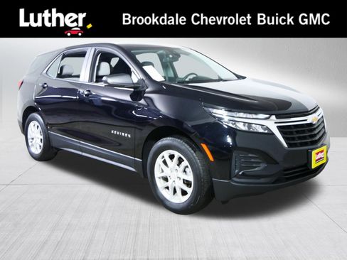 Used 2023 Chevrolet Equinox LS w/ Driver Confidence II Package AWD/4WD image 1