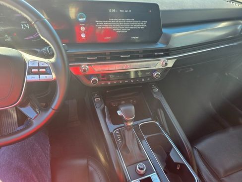 Used 2025 Kia Telluride S image 2