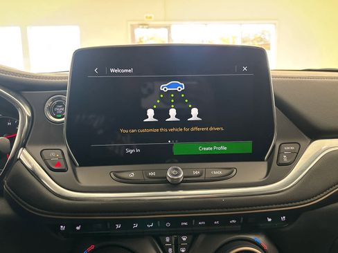 Used 2024 Chevrolet Blazer Premier w/ Enhanced Convenience Package image 38