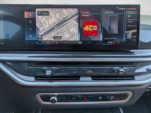 Used 2023 BMW X7 xDrive40i w/ Executive Package AWD/4WD image 13