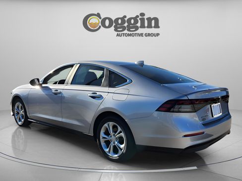 Certified 2023 Honda Accord LX image 3