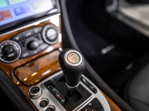 Used 2011 Mercedes-Benz SL 63 AMG image 35