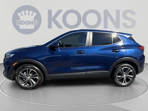 Used 2023 Buick Encore GX Select w/ Safety Package II FWD image 2
