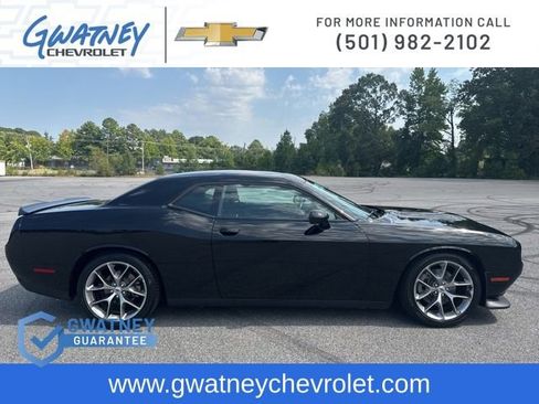 Used 2023 Dodge Challenger GT image 4