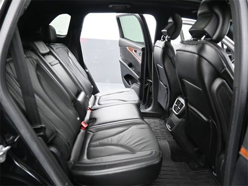 Used 2016 Lincoln MKX Reserve w/ Cargo Utility Package image 10