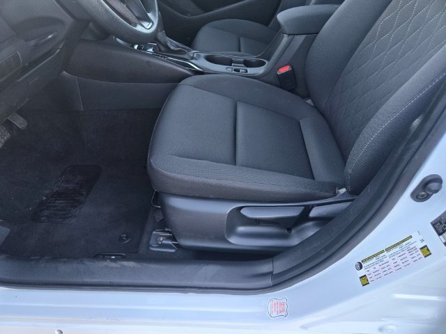 Certified 2025 Toyota Corolla LE FWD image 19