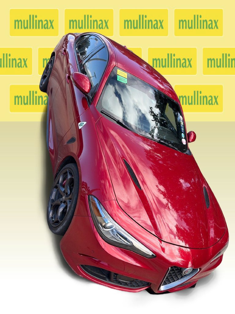 Used 2017 Alfa Romeo Giulia Quadrifoglio RWD image 33