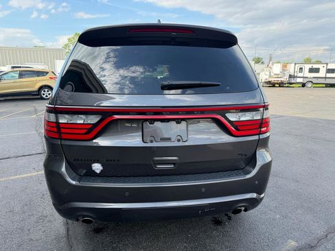 Used 2021 Dodge Durango R/T w/ Blacktop Package RWD image 4