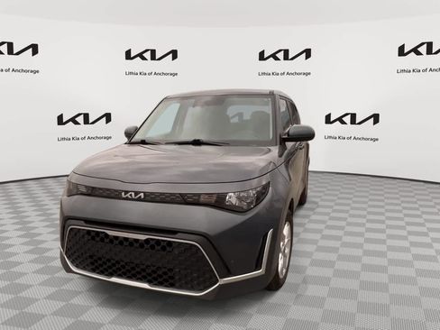 Certified 2024 Kia Soul LX w/ Option Group 015 FWD image 3