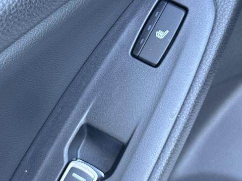 Used 2018 Honda Accord Touring image 12