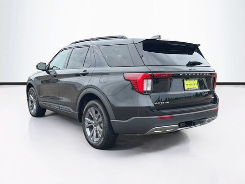 Used 2026 Ford Explorer Active w/ Active Comfort Package AWD/4WD image 7