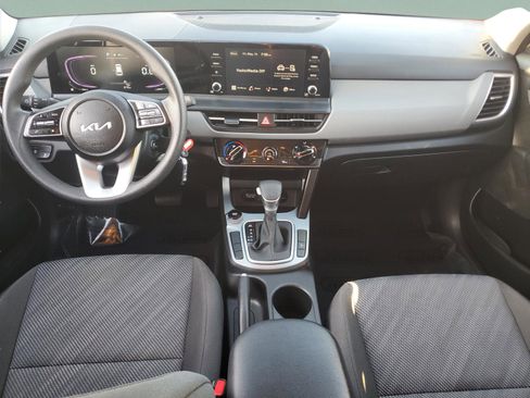 Certified 2026 Kia Seltos LX FWD image 8