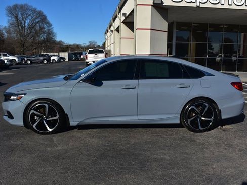 Used 2022 Honda Accord Sport image 10