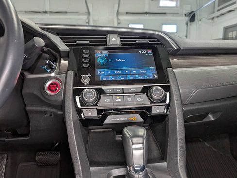 Used 2020 Honda Civic EX image 32