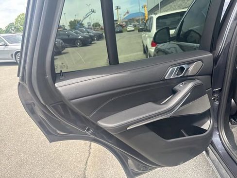 Used 2020 BMW X5 xDrive40i w/ Premium Package AWD/4WD image 11