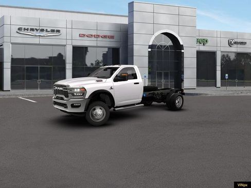 New 2026 RAM 5500 Tradesman AWD/4WD image 2