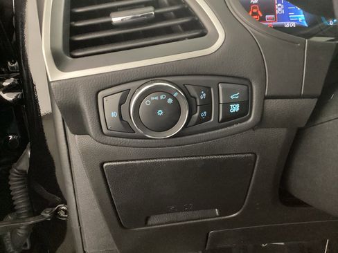 Used 2023 Ford Edge SEL w/ Convenience Package image 26