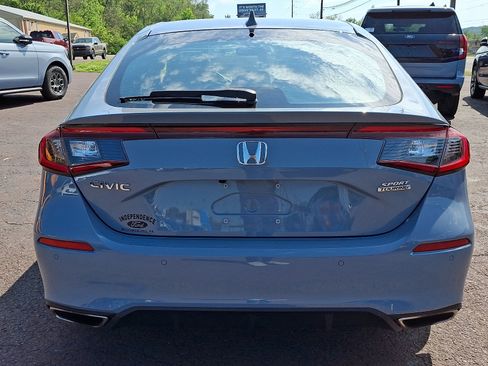 Used 2023 Honda Civic Sport Touring image 9