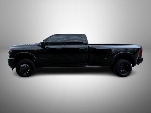 Used 2025 RAM 3500 Limited image 8