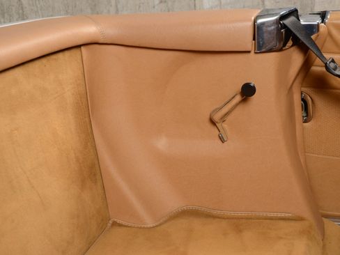 Used 1987 Mercedes-Benz 560 SL image 31