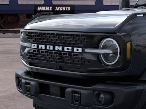 New 2026 Ford Bronco Badlands AWD/4WD image 19