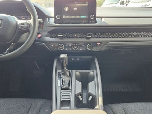 Used 2024 Honda Accord EX image 10