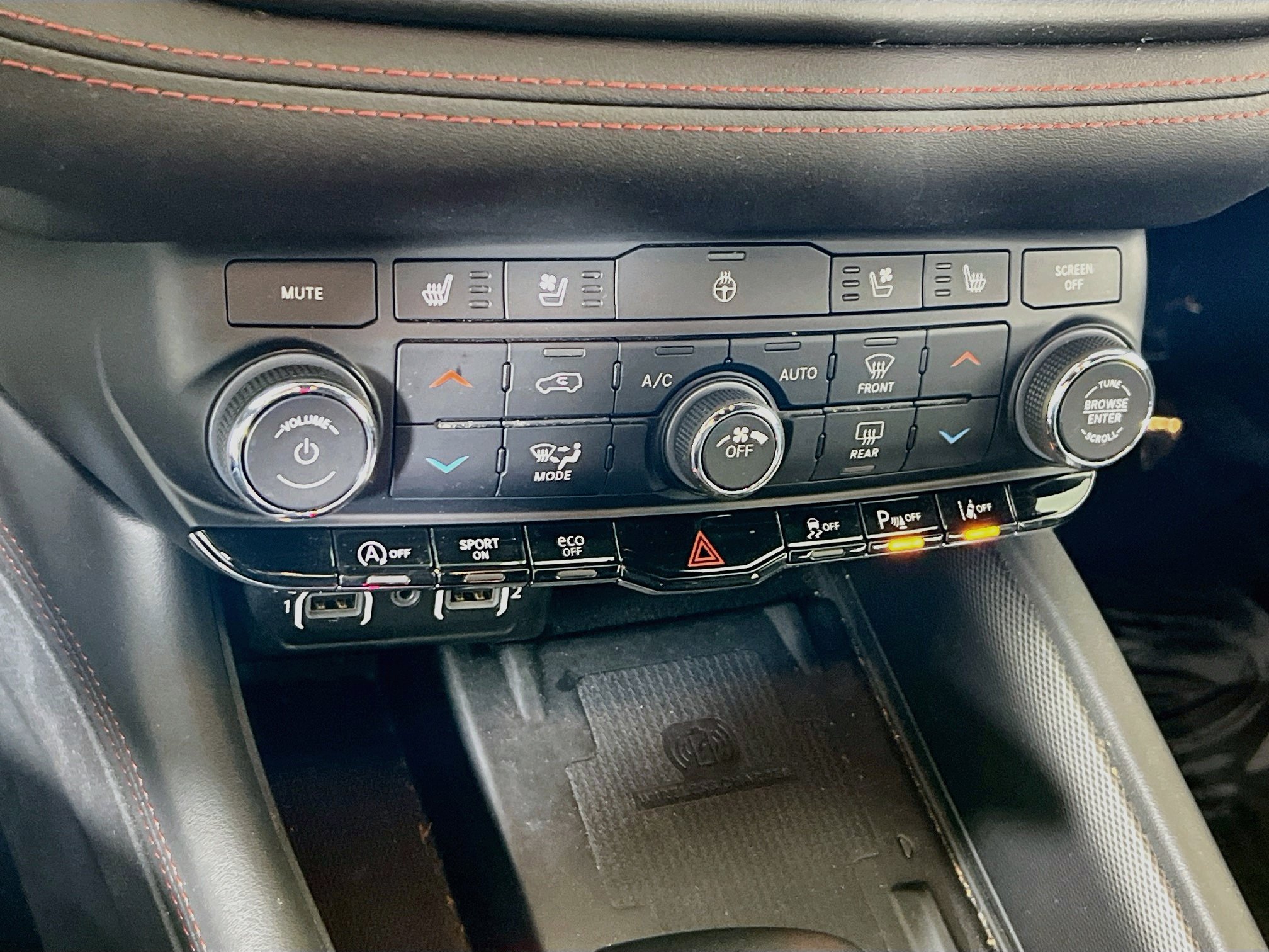 Used 2023 Dodge Durango GT AWD/4WD image 16