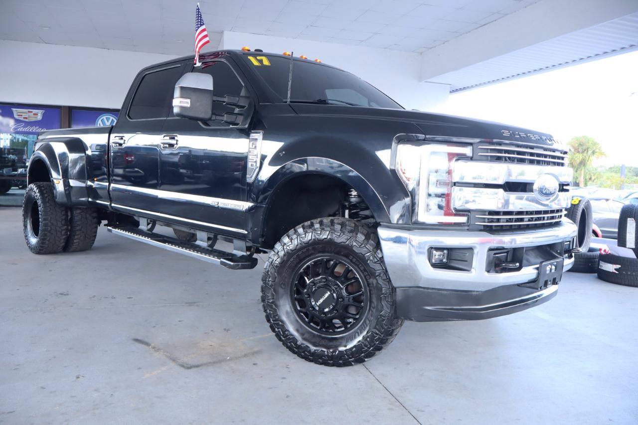 Used 2017 Ford F350 Lariat w/ Chrome Package AWD/4WD image 3