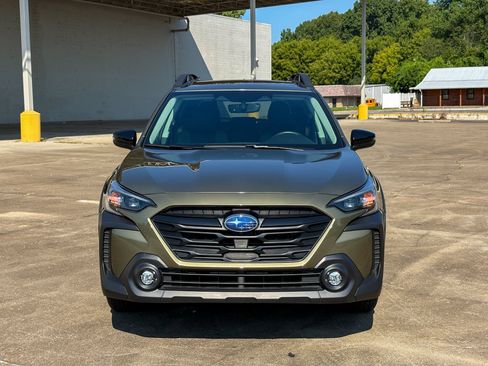 Used 2025 Subaru Outback Onyx Edition w/ Popular Package #2 AWD/4WD image 4
