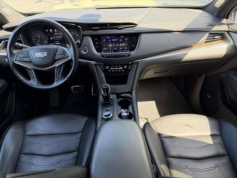 Used 2023 Cadillac XT5 Sportv w/ Platinum Package AWD/4WD image 16