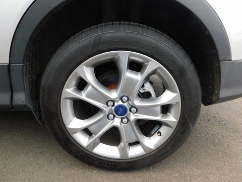 Used 2014 Ford Escape Titanium w/ Equipment Group 401A AWD/4WD image 26