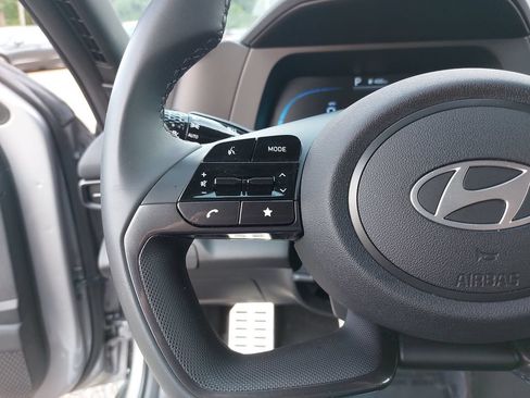 Certified 2025 Hyundai Elantra Sport FWD image 18