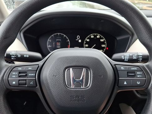 Certified 2024 Honda HR-V LX image 18