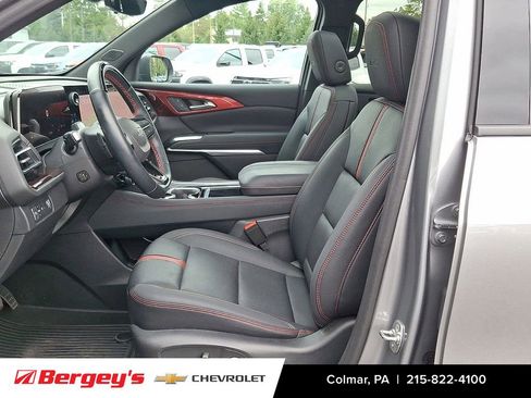 Certified 2024 Chevrolet Traverse RS w/ LPO, Floor Liner Package image 23