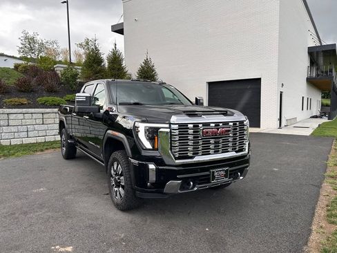 Certified 2024 GMC Sierra 2500 Denali w/ Denali Reserve Package AWD/4WD image 1