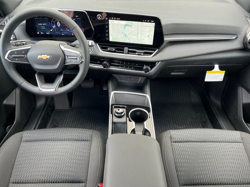 New 2026 Chevrolet Equinox LT w/ Safety and Technology Package AWD/4WD image 3