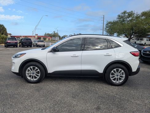 Used 2022 Ford Escape SE w/ Convenience Package AWD/4WD image 7