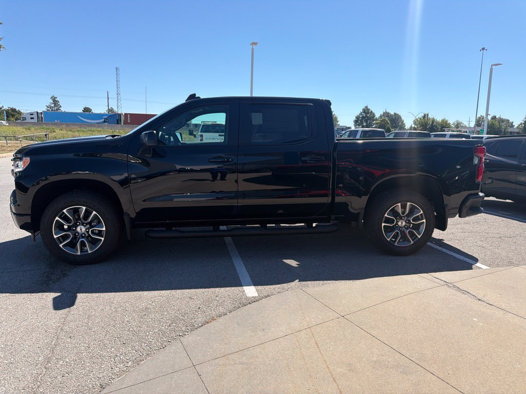 New 2026 Chevrolet Silverado 1500 RST AWD/4WD image 6