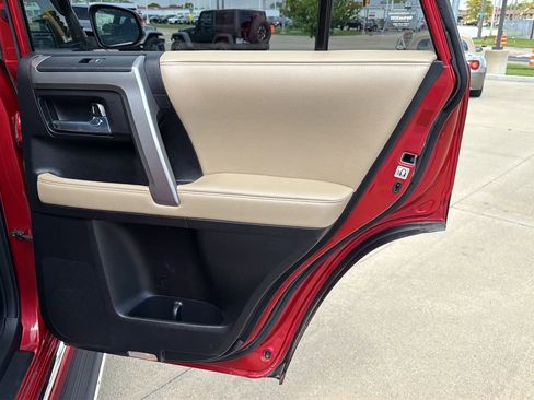 Used 2015 Toyota 4Runner Limited AWD/4WD image 68