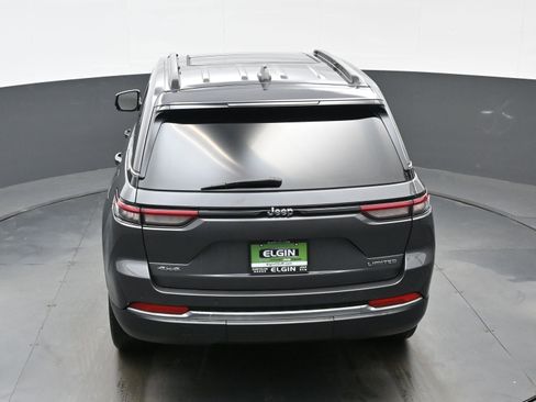 Used 2022 Jeep Grand Cherokee Limited image 35