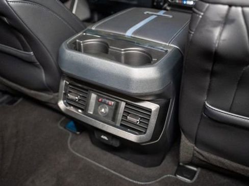 Used 2025 Ford F450 Platinum w/ FX4 Off-Road Package image 20