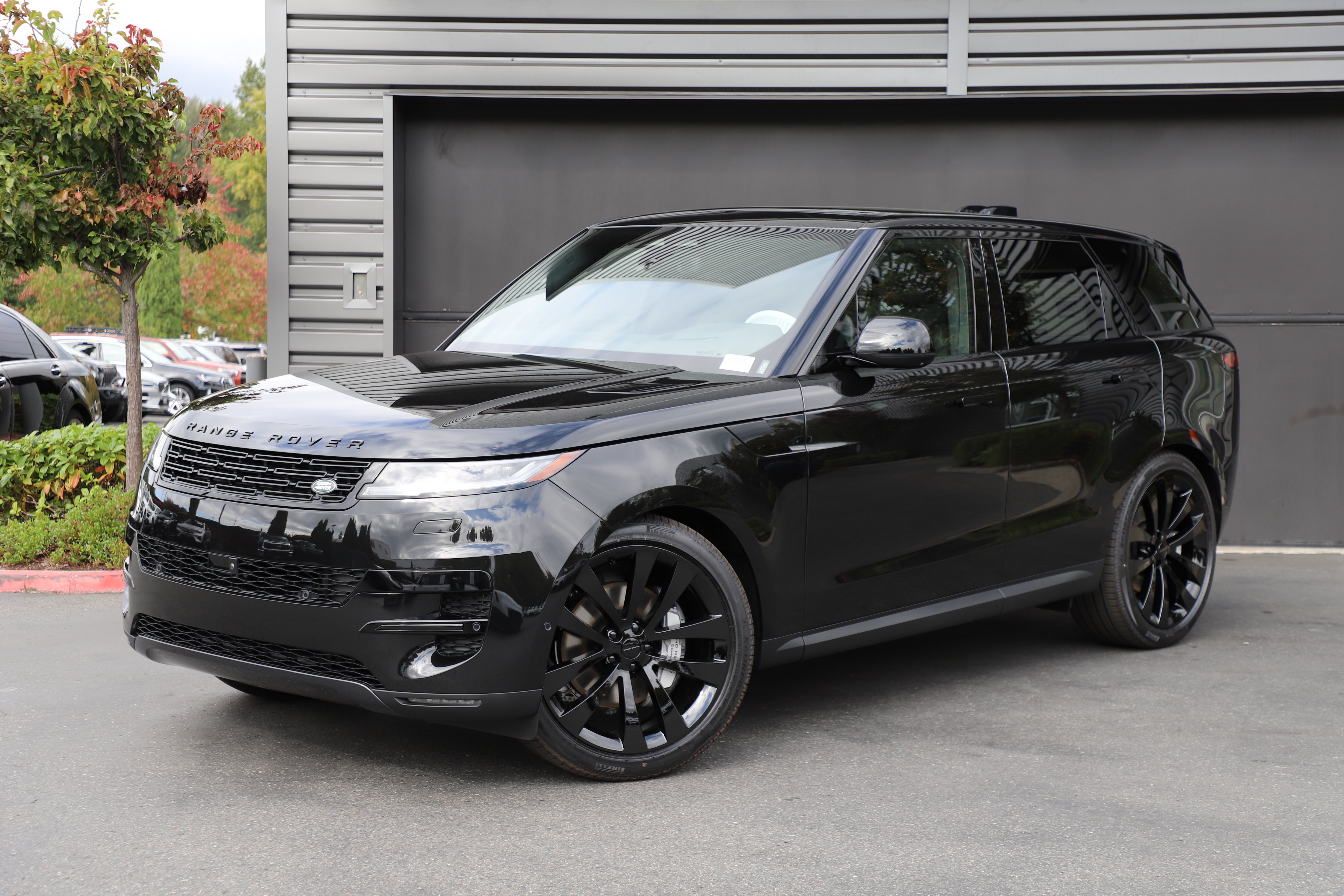 New 2026 Land Rover Range Rover Sport SE AWD/4WD image 1