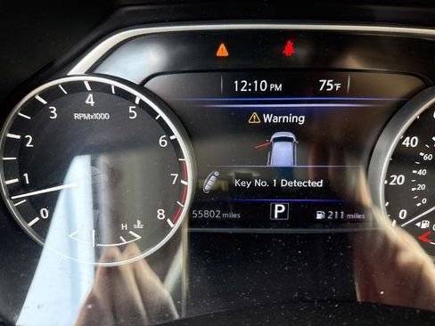 Certified 2019 Nissan Murano S w/ Cargo Package FWD image 1