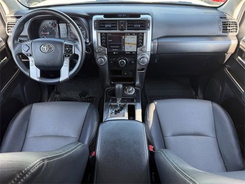 Used 2022 Toyota 4Runner SR5 Premium image 11