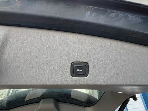 Used 2020 Cadillac XT6 Premium Luxury image 7