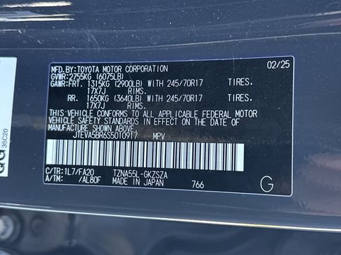 Certified 2025 Toyota 4Runner SR5 image 34